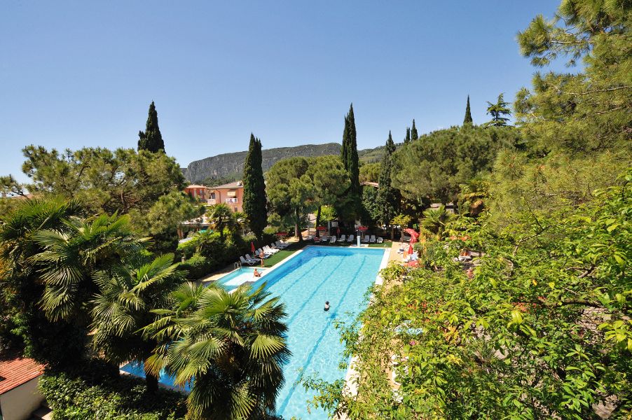 Pool vom Hotel Palme