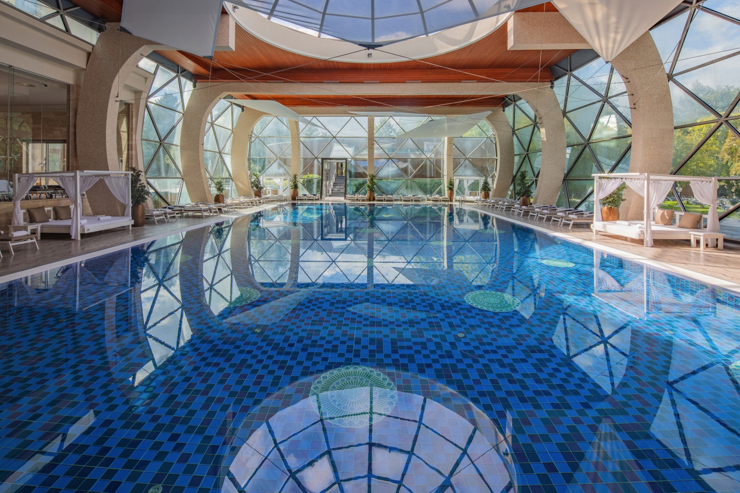 Innenpool im Spirit Hotel Thermal Spa