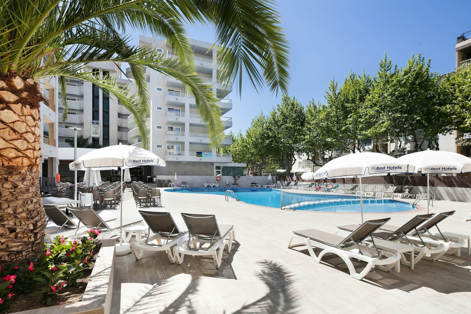 Hotelbeispiel in Salou - Pool
