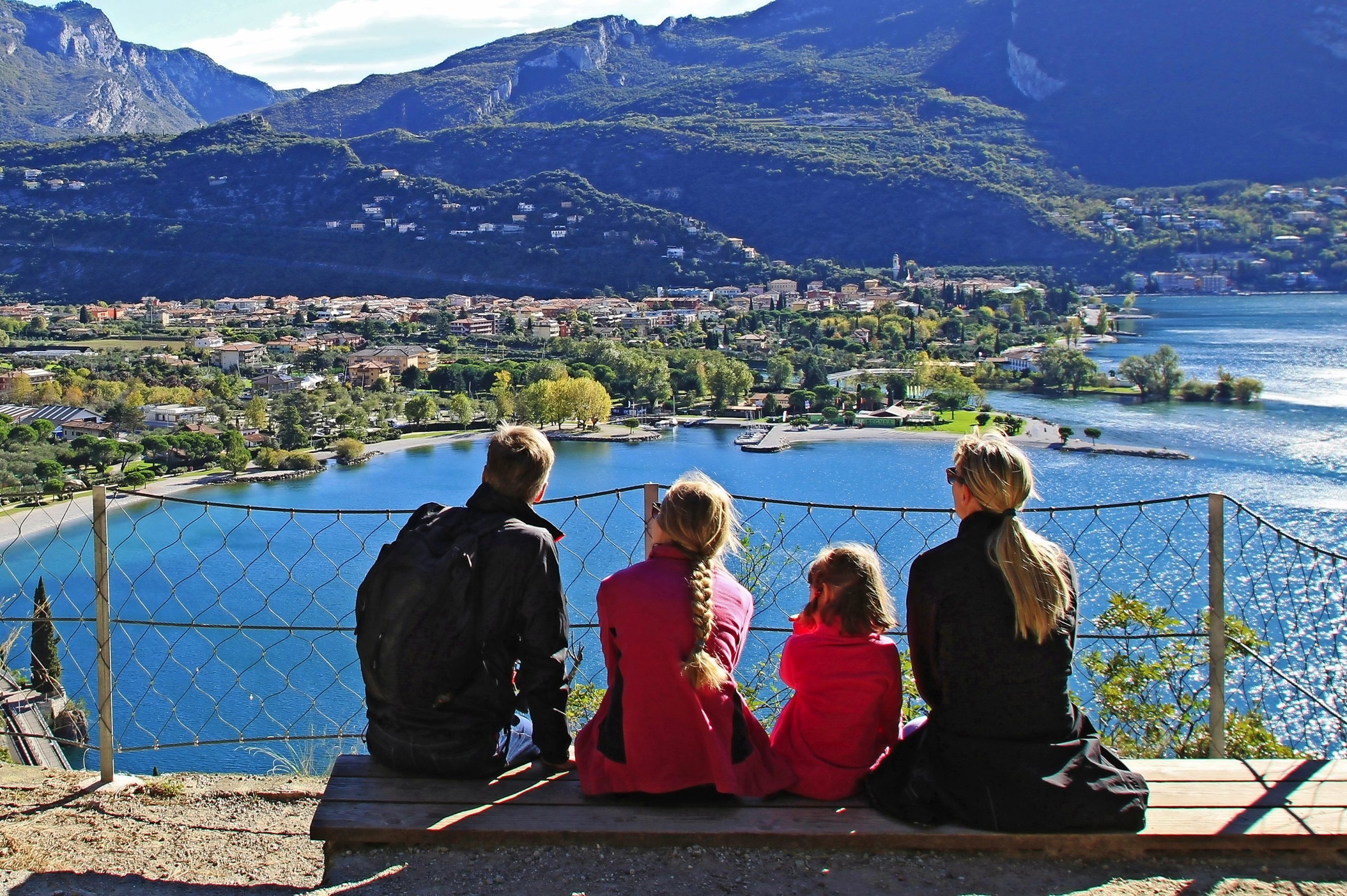Schöne Aussicht auf den Gardasee