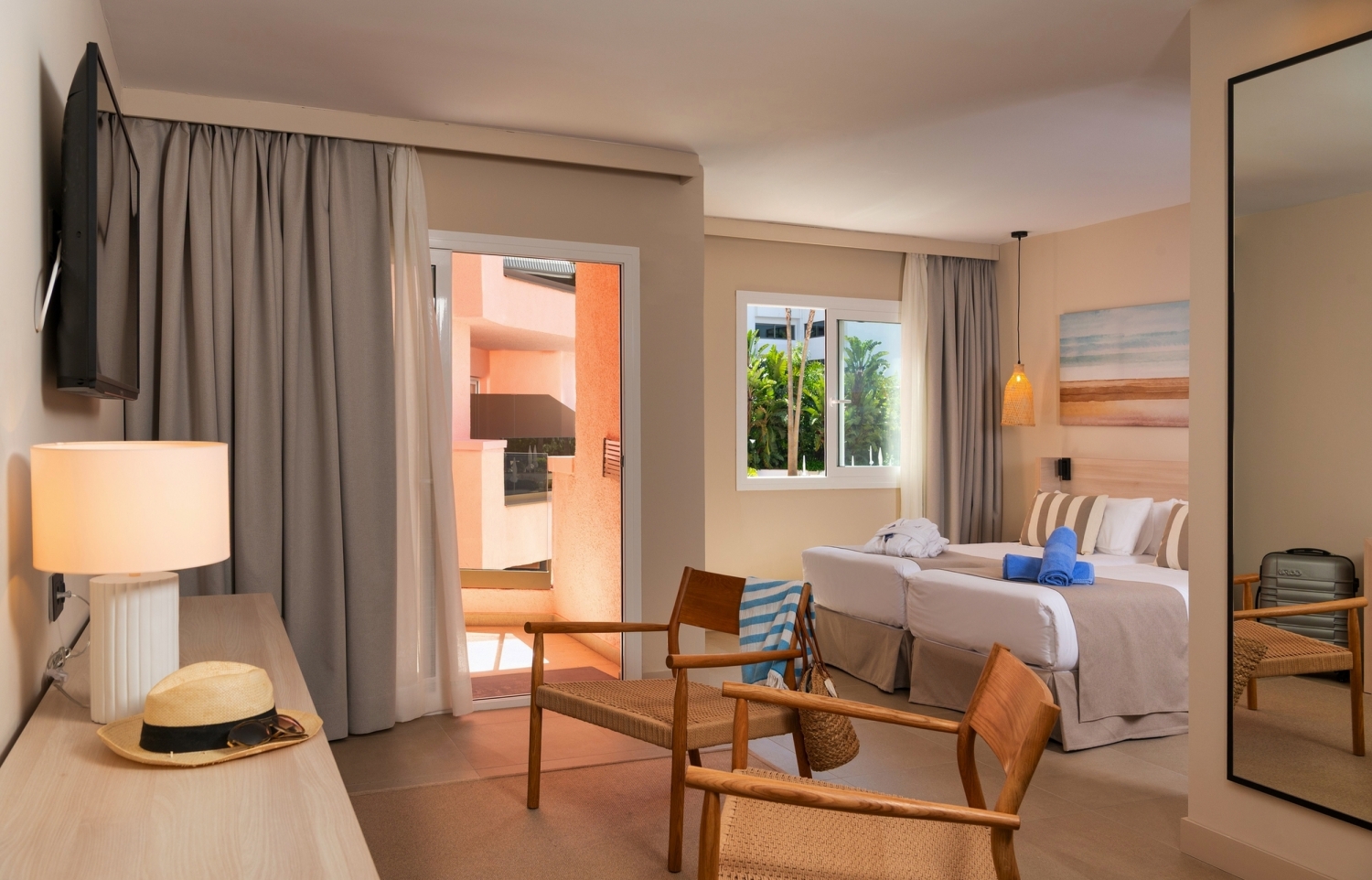 Breeze Suite Sta. Susanna